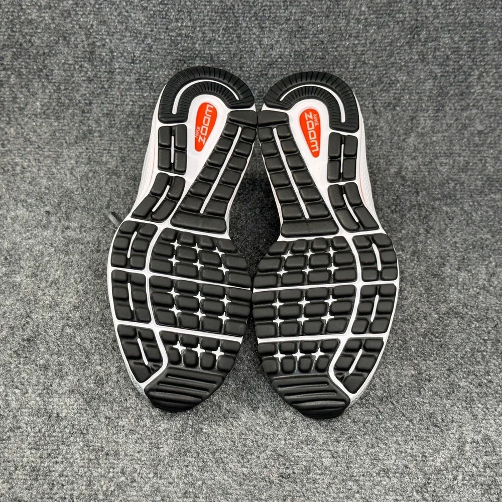 Nike Air Zoom‎ Vomero 13 Running Shoes Women's 8.5 Grey Orange Athletic Training